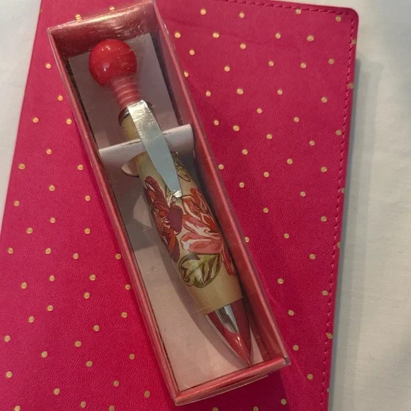 Pink and Gold Polka Dot Journal with Floral pen - Picture 4 of 5